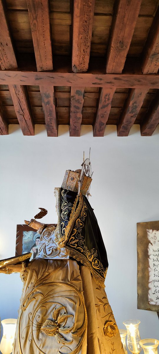 ¡Feliz día, albenses!
¡Viva Santa Teresa!