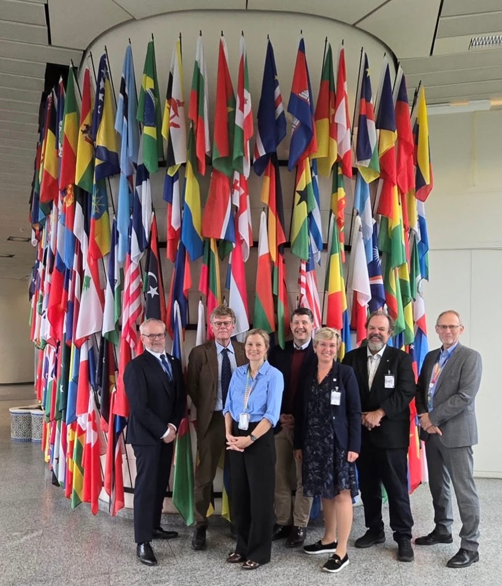 Arnold Dix Prof tweet media