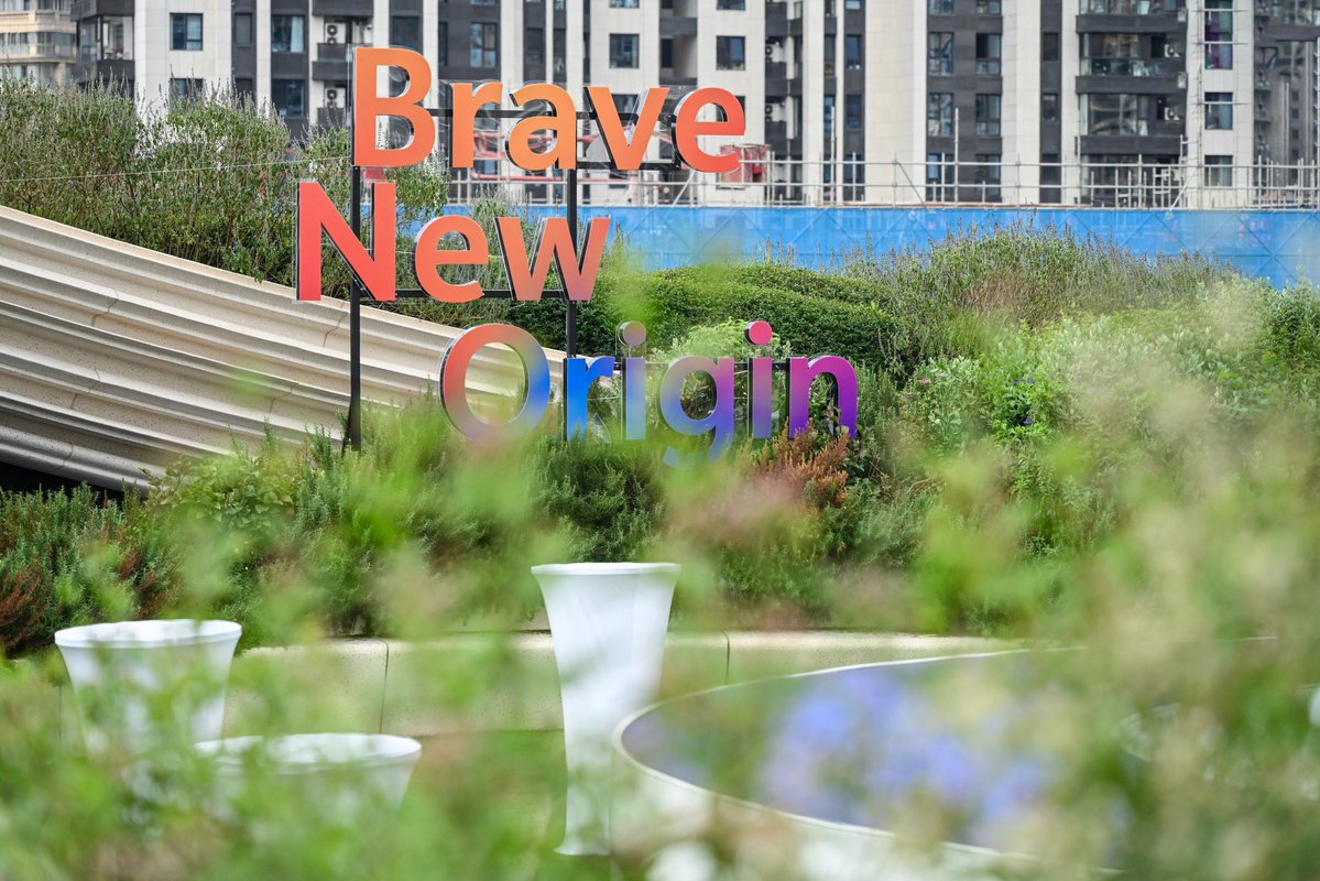 _CodeWizard's tweet image. Brave New Origin 🚀
All set for the #OriginOS6 Global Launch!
#iQOO15 #iQOOConnect @IqooInd