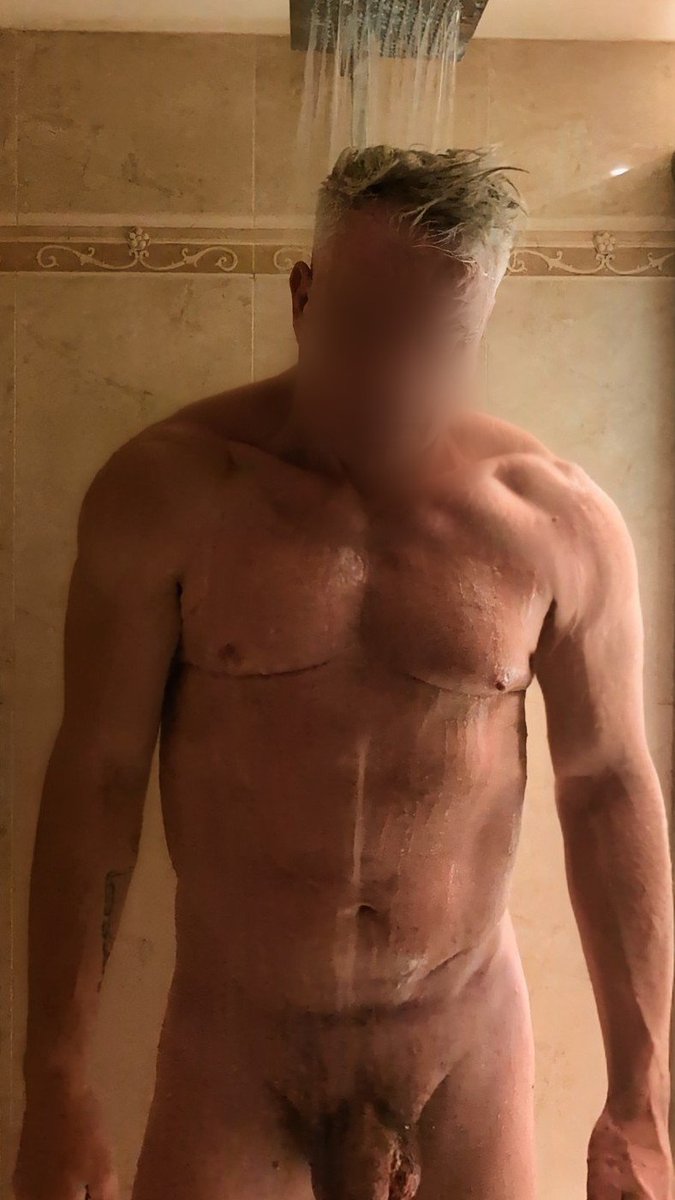hungaussiedad's tweet photo. 🚿 https://t.co/tAIuKlWf2u