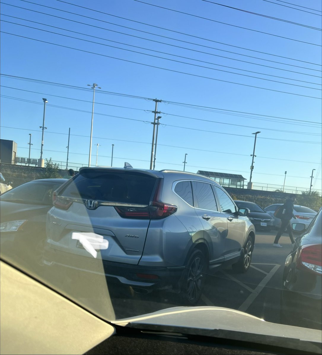 InderdeepF's tweet photo. Hey @Metrolinx @GOtransit  could please make sure to provide enough parking spots for who been forces to go back to office … https://t.co/HQCQfUWkqO