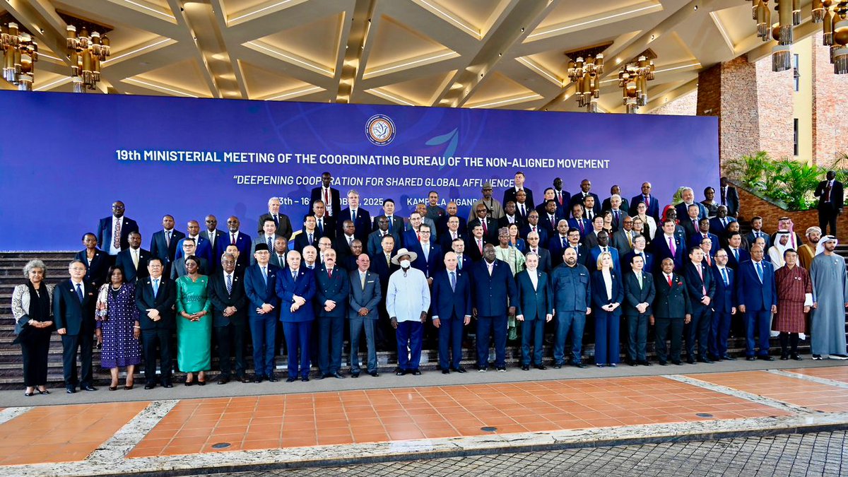 Algeria_MFA's tweet image. شارك وزير الدولة، وزير الشؤون الخارجية والجالية الوطنية بالخارج والشؤون الإفريقية، السيّد @AhmedAttaf_Dz  صبيحة اليوم بكمبالا، في مراسم افتتاح الاجتماع الوزاري التاسع عشر لحركة عدم الانحياز التي أشرف عليها رئيس جمهورية أوغندا الشقيقة، السيد @KagutaMuseveni 
🇩🇿🇺🇬