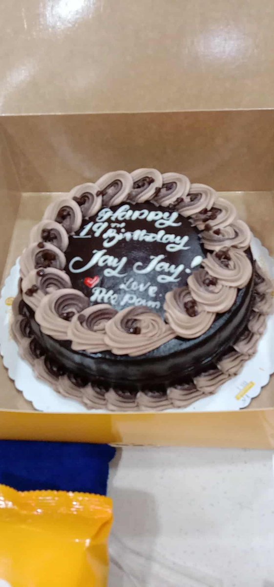 lopez_yej's tweet photo. thank u somuch te pam and ate klang salamat sa pa cake and pa macaroni iloveu all maraming salamat💞😘 mahal ko kayo🫶🏻🫶🏻 https://t.co/9LkOGXUwI5