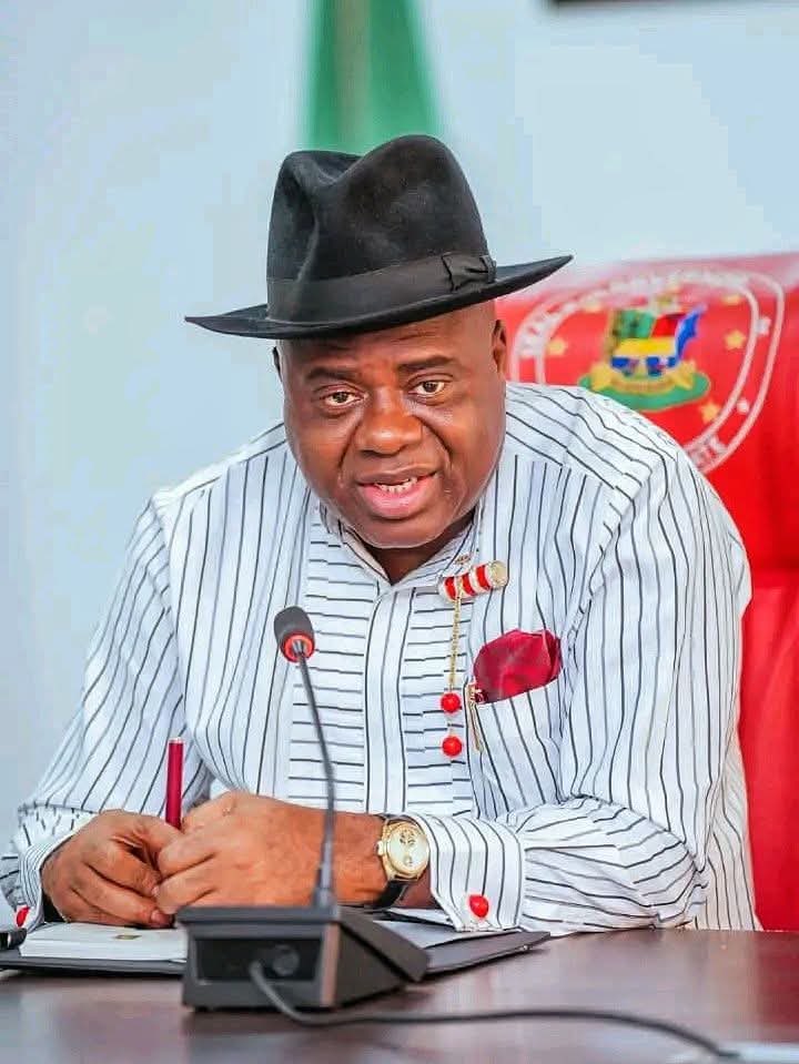 BREAKING: Bayelsa State Governor Douye Diri Resigns from PDP Alongside 23 Lawmakers

Bayelsa State Governor, Douye Diri, has reportedly resigned from the PDP alongside 23 members of the Bayelsa State House of Assembly.

The development was made known by the Governor’s Chief Press