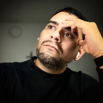josesantamaria's tweet photo. #NuevaFotoDePerfil https://t.co/1Sb0T9iiTy