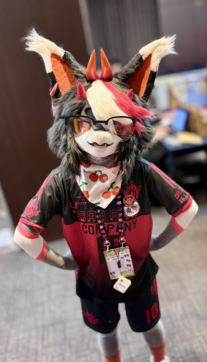 #身長をす見た人もす
154cm
이정도면 박사치곤 큰거지!