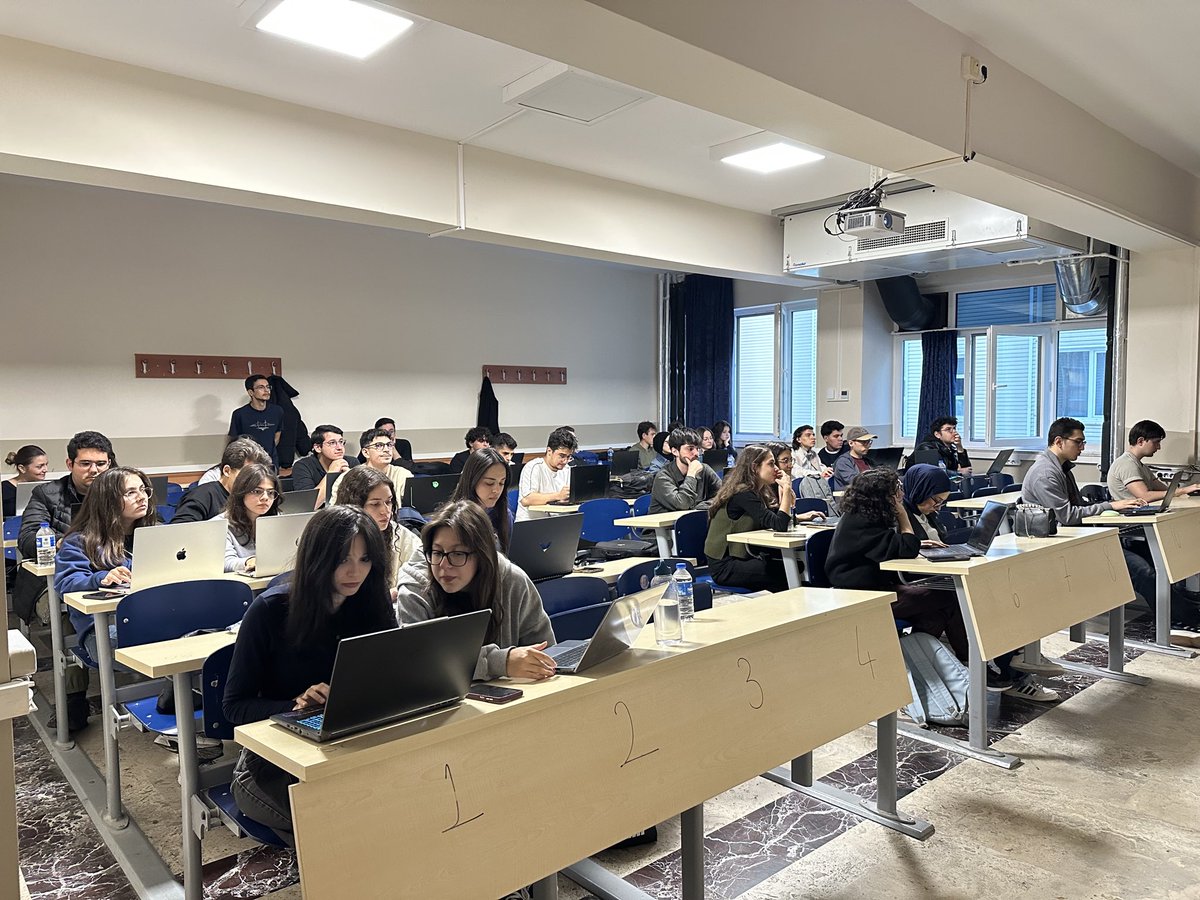 SiberPau's tweet image. Python eğitimimizi tamamladık. Katılım gösteren tüm katılımcılarımıza teşekkür ederiz. Gelecek haftaki eğitimimizde yeniden bir araya gelmek dileğiyle.