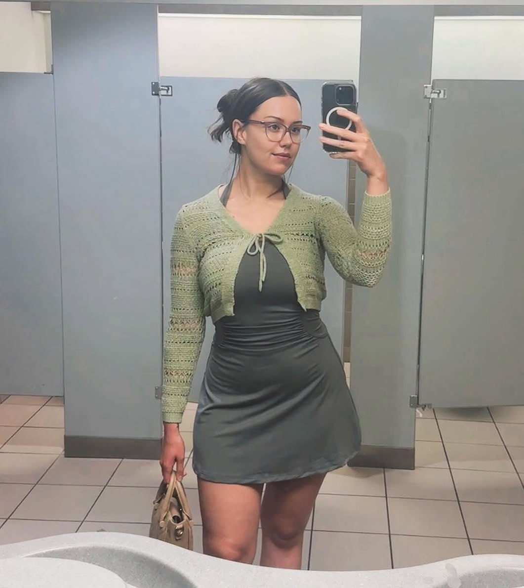 rubyrobusta's tweet image. Do I look pregnant?