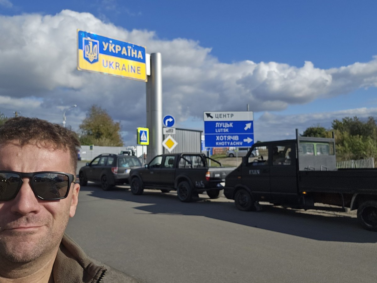 Pozdrawiam cieplutko skarpetoidiotów! 👋

pomagam.pl/4x4dlaukrainy
patronite.pl/Exen