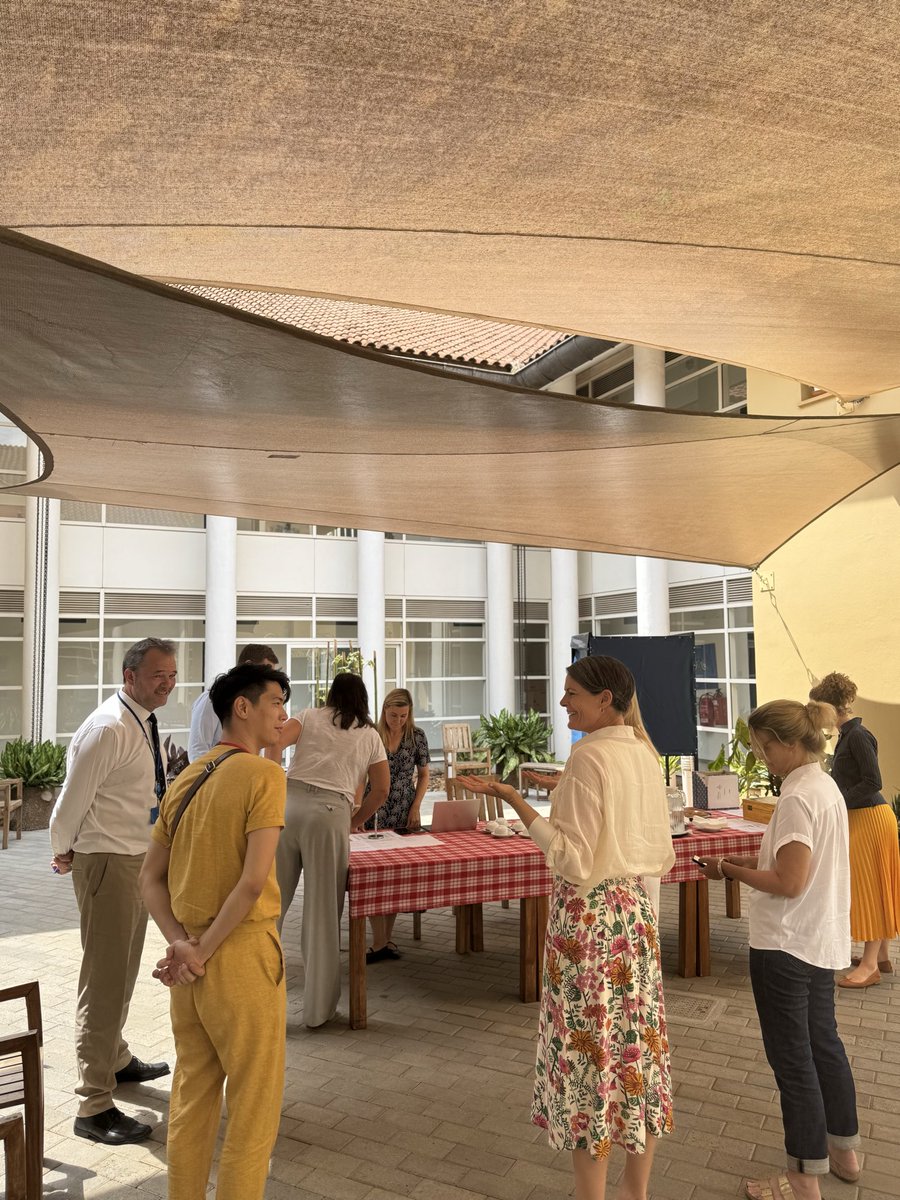 This week the 🇩🇰 Embassy kicked off Denmark’s Local and Regional Government Elections by voting together! 🌟 A great start to the danish election season and a display of democracy in action! Elections to local and regional councils are held every 4 years 🗳️