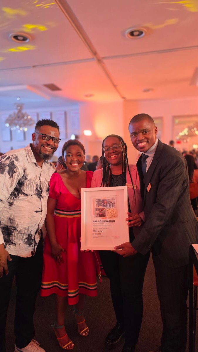 luntu_quntana's tweet photo. Honoured to have been at the @sabfoundationsa Social Innovation &amp; Disability Empowerment Awards last night. Inspiring entreprises.
Congratulations to @AskingSum1 for taking first prize!
@AllanGrayOrbis Fellows shining! 

#SABF #SIADEA2025 #MakingADifference #TheJourneyStartsHere https://t.co/ZUyQoYRXzz