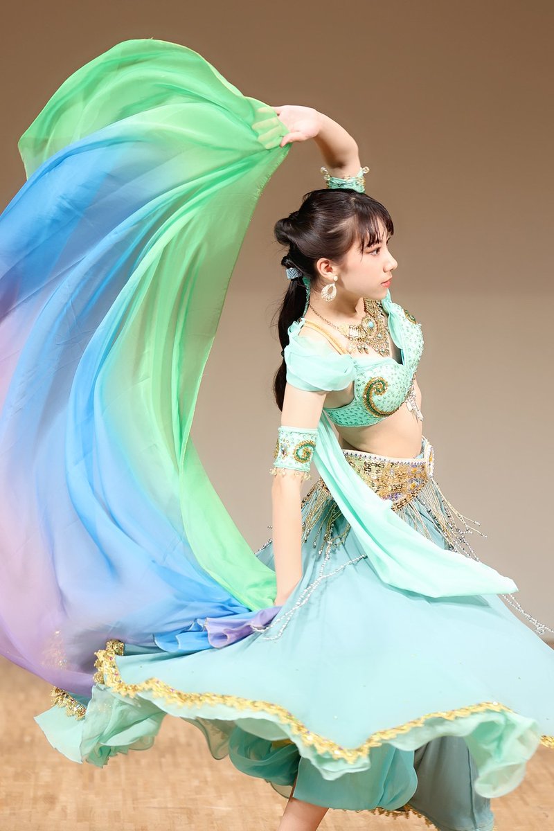 ベリーダンス衣装 ドラムソロ　belly dance costume ターコイズ 81364fd1347ec3268e79aefff185cb