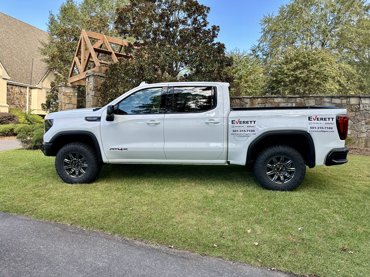 LittleRockMGOLF's tweet image. A big thank you once again to @everettbuickgmc for continuing to support our home event @ChenalCC! 

#LittleRocksTeam x #TheEverettDifference