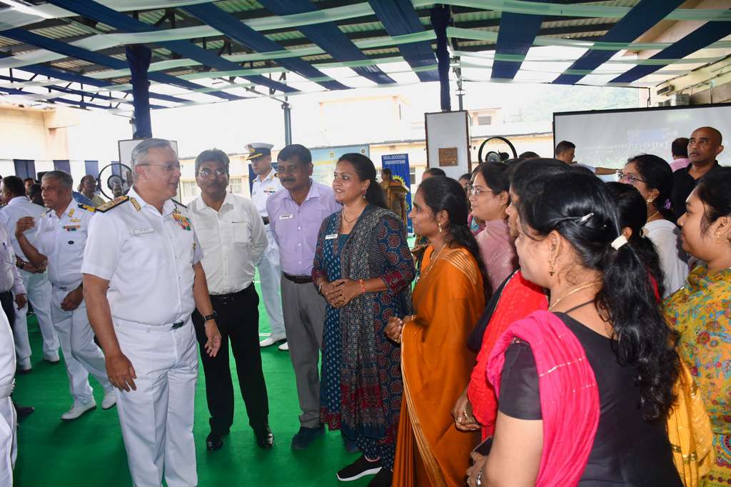 Eastern Naval Command 🇮🇳 tweet media