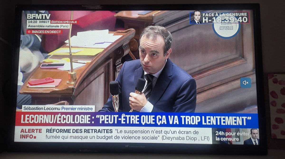 DieynabaDiopAN's tweet image. Coucou @BFMTV, je sais bien que toutes les noires se ressemblent mais en l’occurrence c’est @abomangoli 1ere vice présidente de l’ @AssembleeNat qui s’exprimait. Si vous pouviez faire un petit effort de mise à jour de vos fiches ce serait apprécié. @socialistesAN