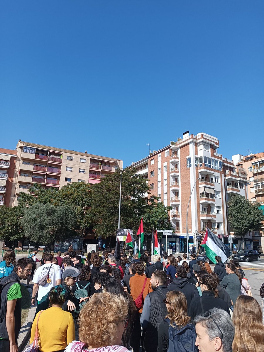 #15O VAGA GENERAL a Granollers

Trenquem la normalitat, sortim al carrer, assenyalem els còmplices del genocidi.

🍉 Des del riu fins al mar, Palestina vencerà!
