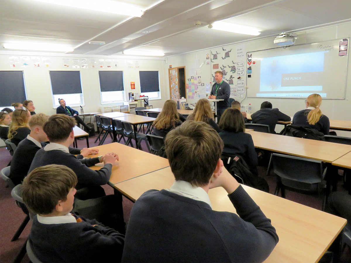 Manor School tweet media