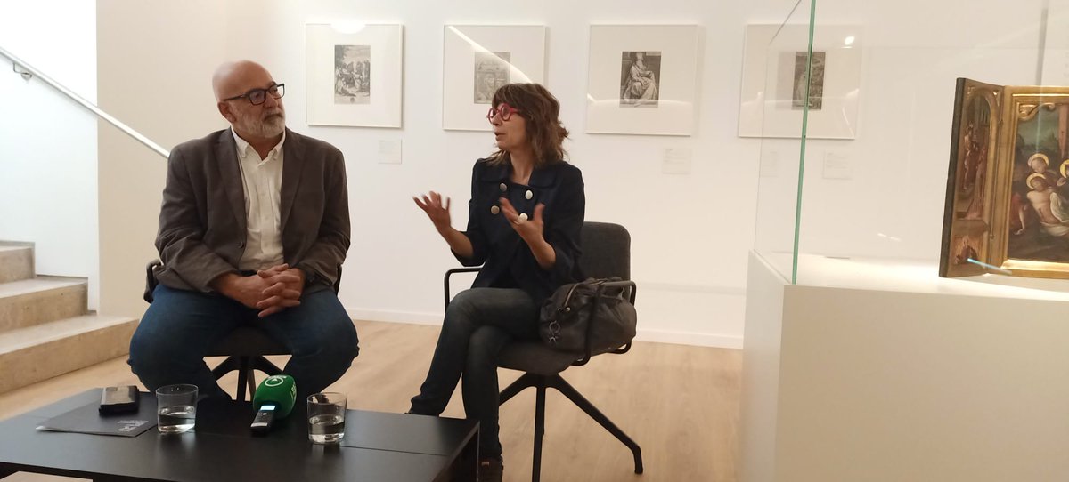 El Museu <a href="/MRenaixement/">Museu del Renaixement</a> de #molinsderei presenta els nou gravats dels segles XVI i XVII, que s'exposaran des d'avui i durant sis mesos, provinents del <a href="/museudelleida/">Museu de Lleida</a> radiomolinsderei.cat/news/es-presen…