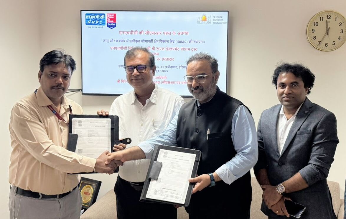 ArtofLiving's tweet image. Art of Living’s @SriSriRDP has partnered with @nhpcltd to set up an Integrated Border Area Development Centre (IBADC) in Jammu District.

The initiative aims to strengthen education, livelihoods, healthcare &amp;amp; community development in border regions.
#AOLImpact #NHPC #CSR