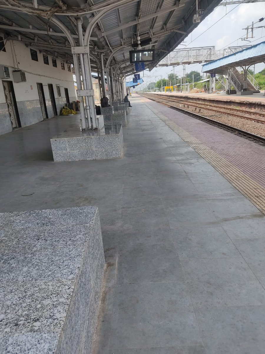 BhusavalDivn's tweet image. Clean &amp;amp; Green Jalamb Station! 🌿
As part of Swachhata Pakhwada 2025, cleanliness activities were carried out ensuring neat platforms and surroundings.
Let’s continue our collective effort towards a cleaner railway environment. 🚆💚
#SwachhataPakhwada2025 #SpecialCampaign3