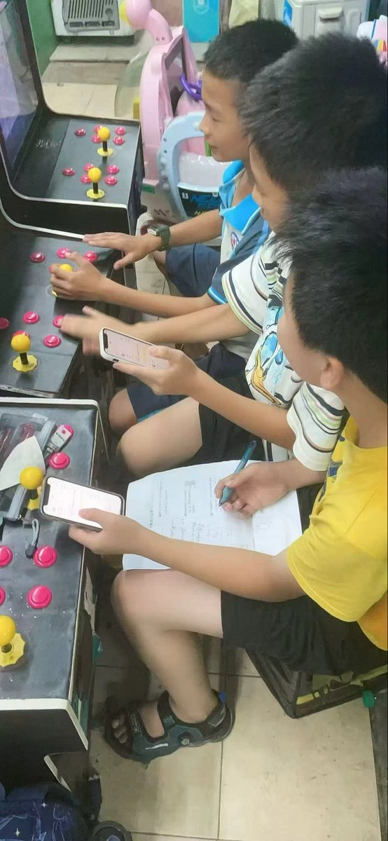 收手吧阿祖 小学生都在抢alpha