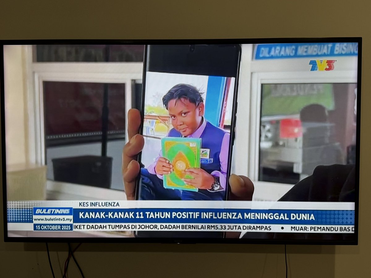 Jangan ambil sambil lewa Influenza A yang tengah menular. Ada mangsa kanak-kanak meninggal dunia. 

Ambil influenza jab, duduk rumah, pakai mask kalau tempat ramai orang. 

Hati-hati. 

p.s: anak dua orang pun dah kena, agak teruk tapi dah recovered