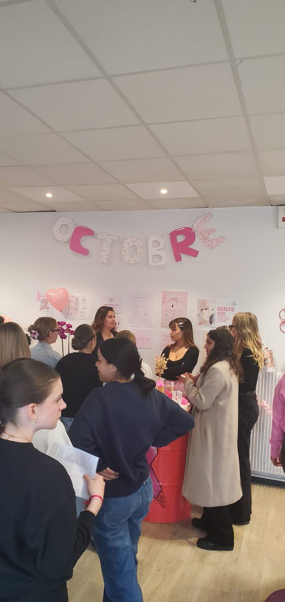 GilbertLycee's tweet photo. Merci également aux marques ; Zao, Terrake et aux entreprises Yves Rocher de Barjouville et Berteaux pharmacie de Dreux ; pour leurs dons de produits et communication.
@ac_orleanstours @dreuxofficiel
@education_gouv @dsden28 @RCValdeLoire https://t.co/jwpeftsS9l