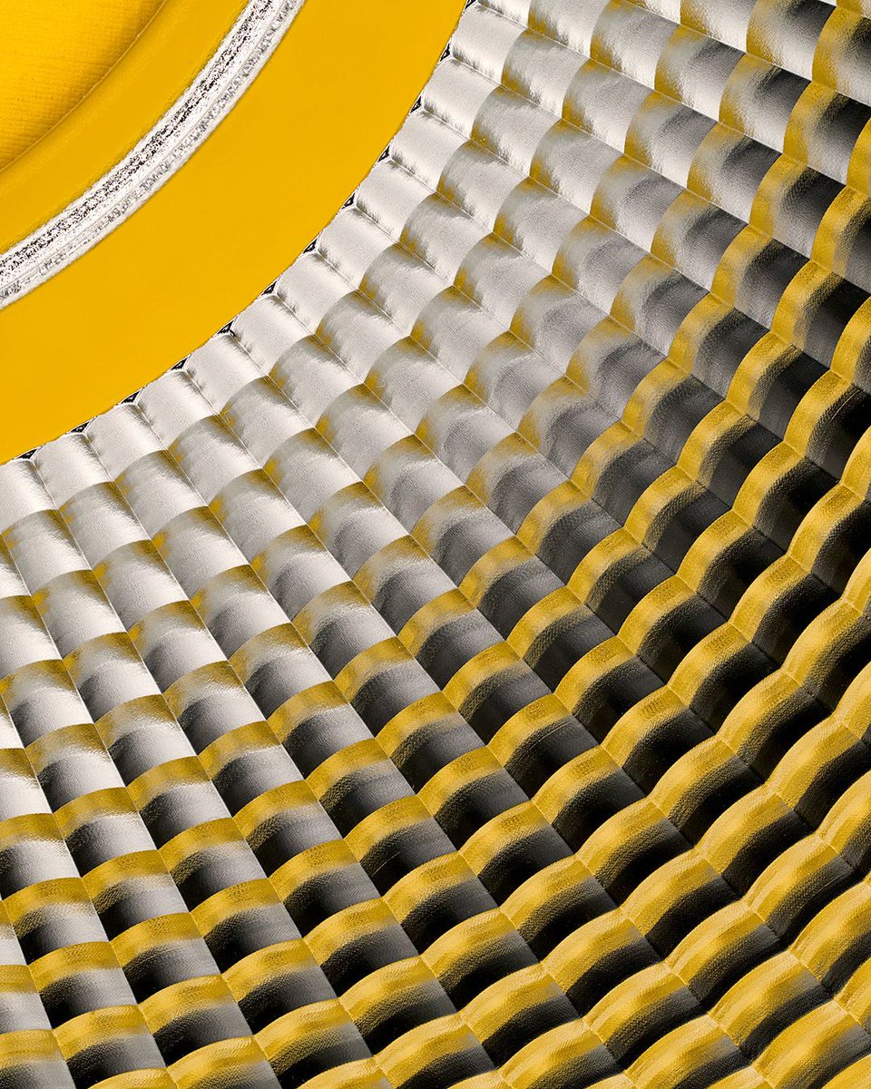 joeyterrill's tweet image. Incredible depth of focus—which makes it possible to see every facet of this lighting reflector—is the result of 98 automatic captures made using the Focus Shift mode of the Z 8 camera.

Nikon Z 8 | Nikkor Z MC 105mm f/2.8 VR S | @NikonUSA #NikonPro #NikonAmbassador