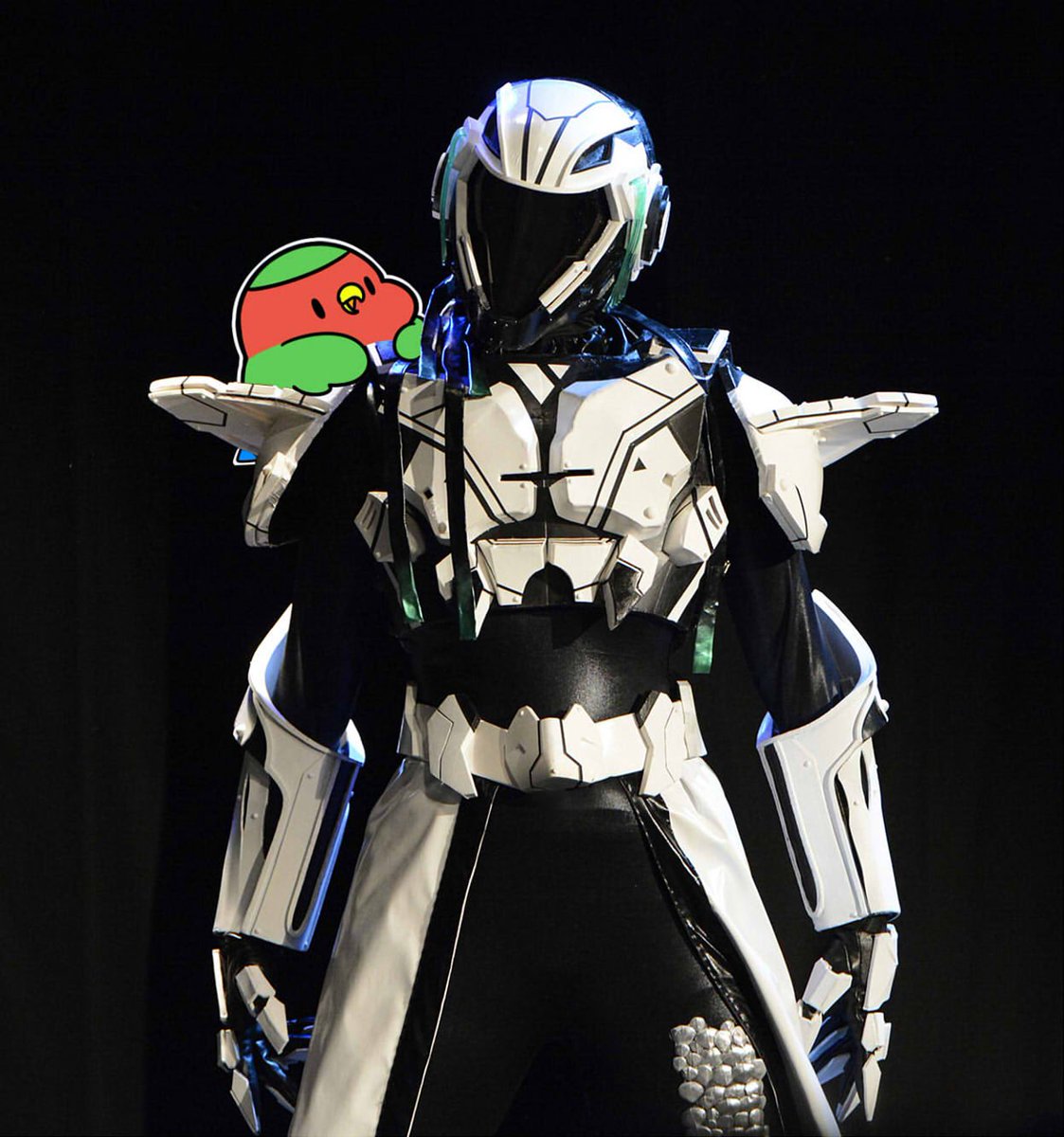 【ニチコラボグッズ情報】        

 珈琲と鳩時計のお店・ロンドベルさま（<a href="/Wahoo_Wahoo_164/">ロンドベル🕊キジバト印の自家焙煎コーヒー専門店/名古屋</a>）にて委託販売させていただいております！
漫画は完全ノンフィクション&amp;オールハッピー！
グッズはお店から発送も可能だそうです～！📷 

#鳥作家 #コザクラインコ