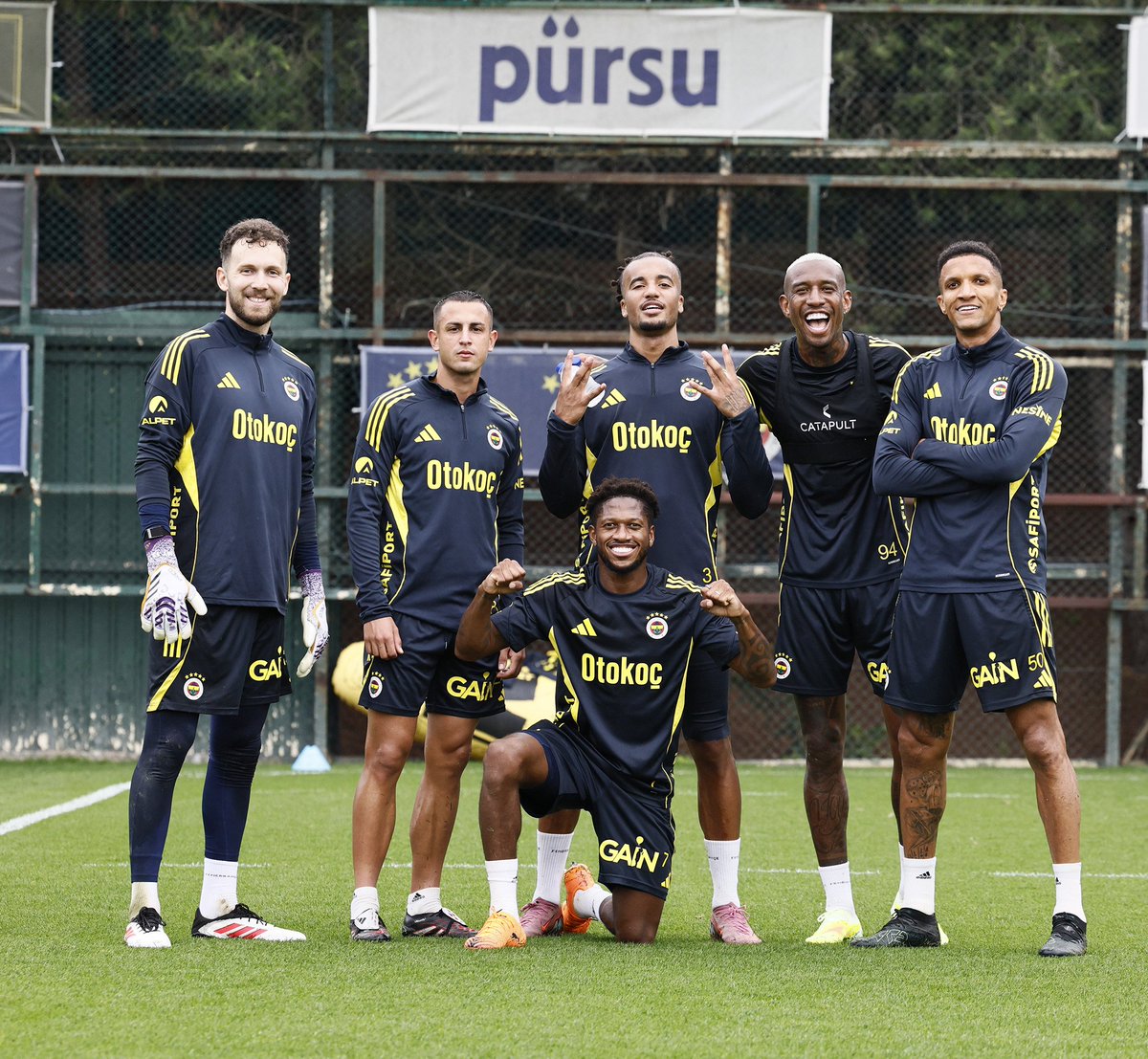Tek Yol FENER tweet media
