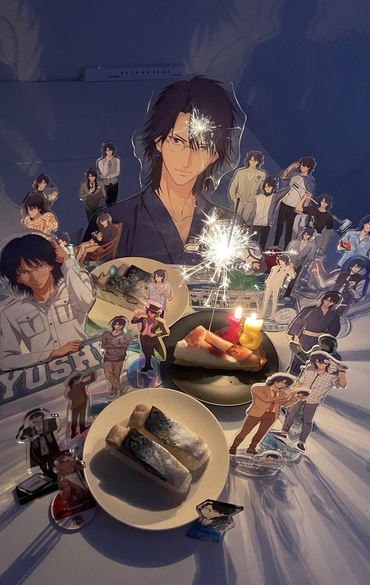meshuneko's tweet photo. 侑士お誕生日おめでとう😭侑士に出会って以降の人生は全部侑士のおかげ。私の心はずっと侑士のものだよ😭今年は何も用意できず仕事帰りにケーキと寿司を買ってくるのが精一杯だった😭でもずっと大好きって気持ちは変わらないから許して😭本当に大好き。生まれてきてくれてありがとう。 https://t.co/5tjnLCr5BI