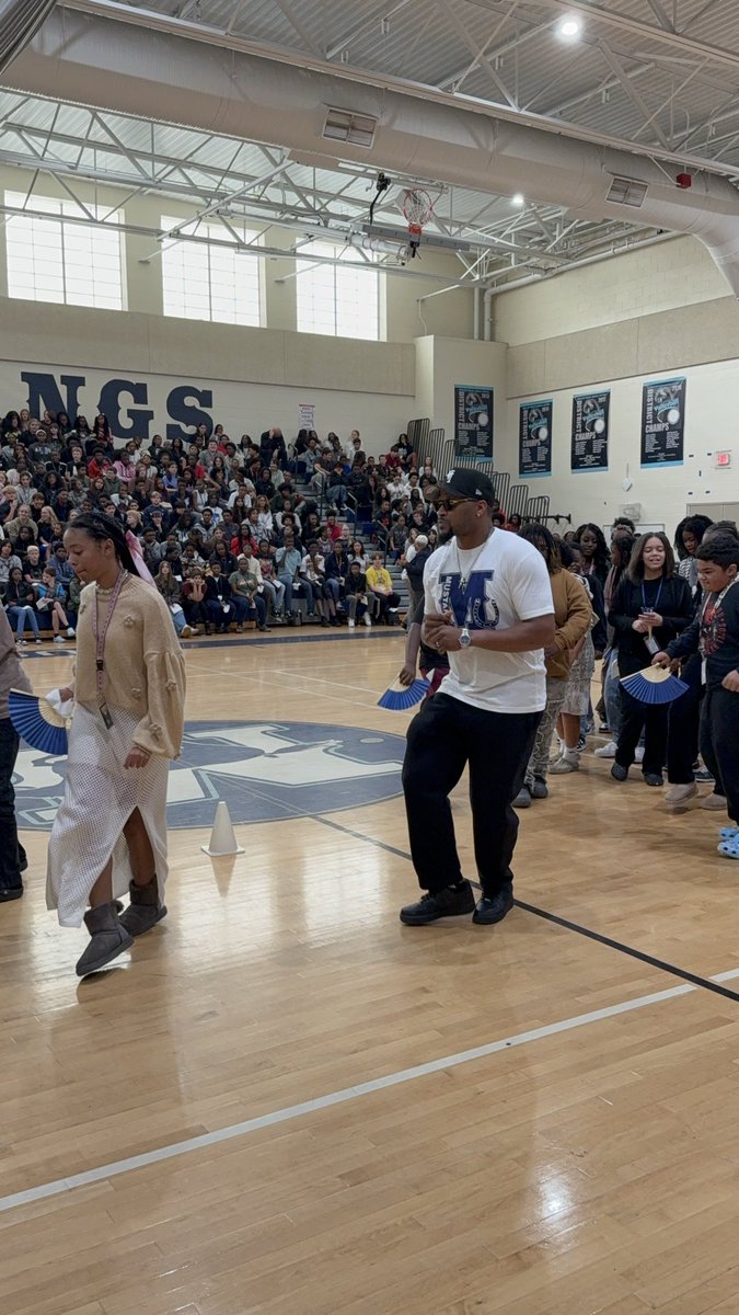 mullerroad's tweet image. Thank you to 803 Fresh for celebrating our students at @mullerroad and inspiring them with your stories, energy, and words of wisdom.

We enjoyed putting our Boots on the Ground in a celebration of student success.

#BeLegendary