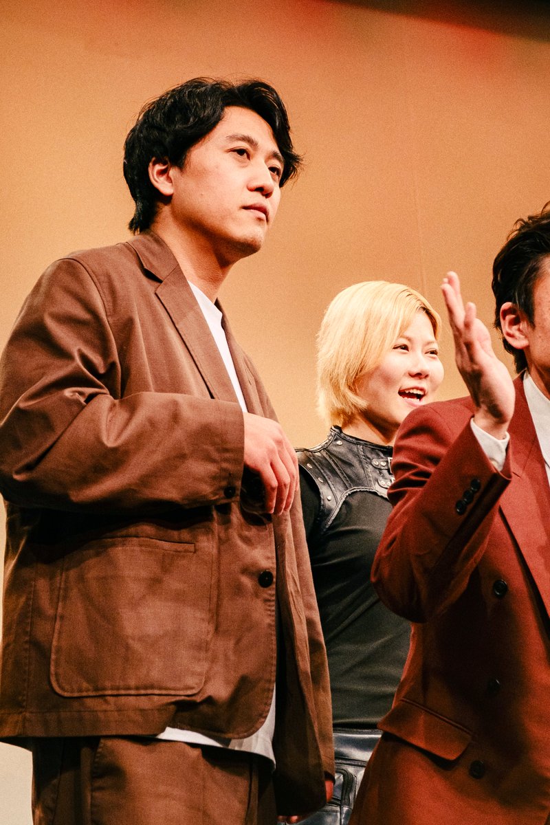 yukiguni00's tweet image. 『#月曜がっちゃんこ』で話していた通り、本当に楽しいことがない限り笑うことができない素敵じゃないか柏木さん（散髪したての姿）#神保町翔