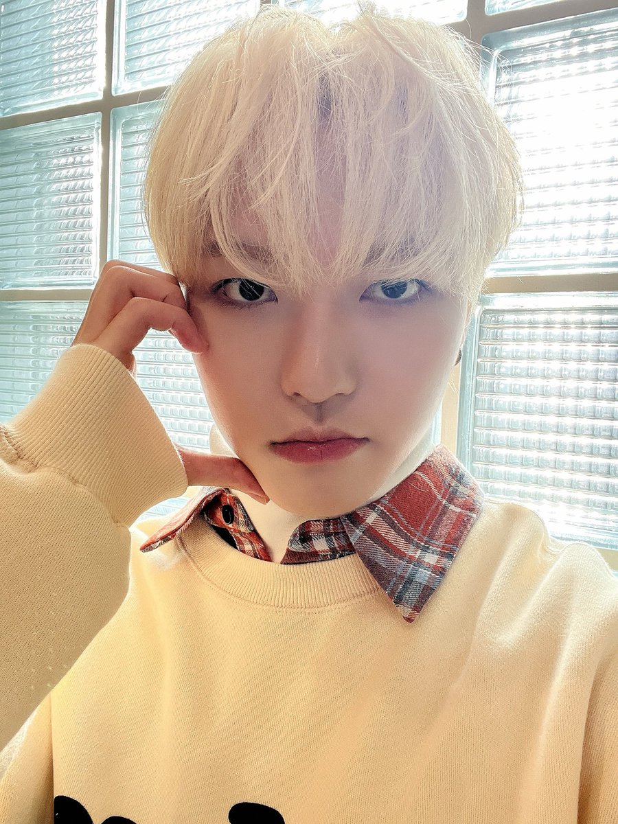 xikers_official's tweet photo. [#정훈] ☕️
#xikers #싸이커스 https://t.co/oustCZUfZ7