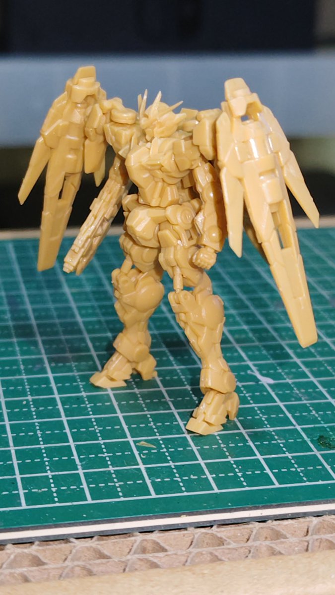 jsdf_tetu's tweet image. ガンダム00
無塗装
(もう1機作って塗装しようかな)

#ガンダムアーティファクト