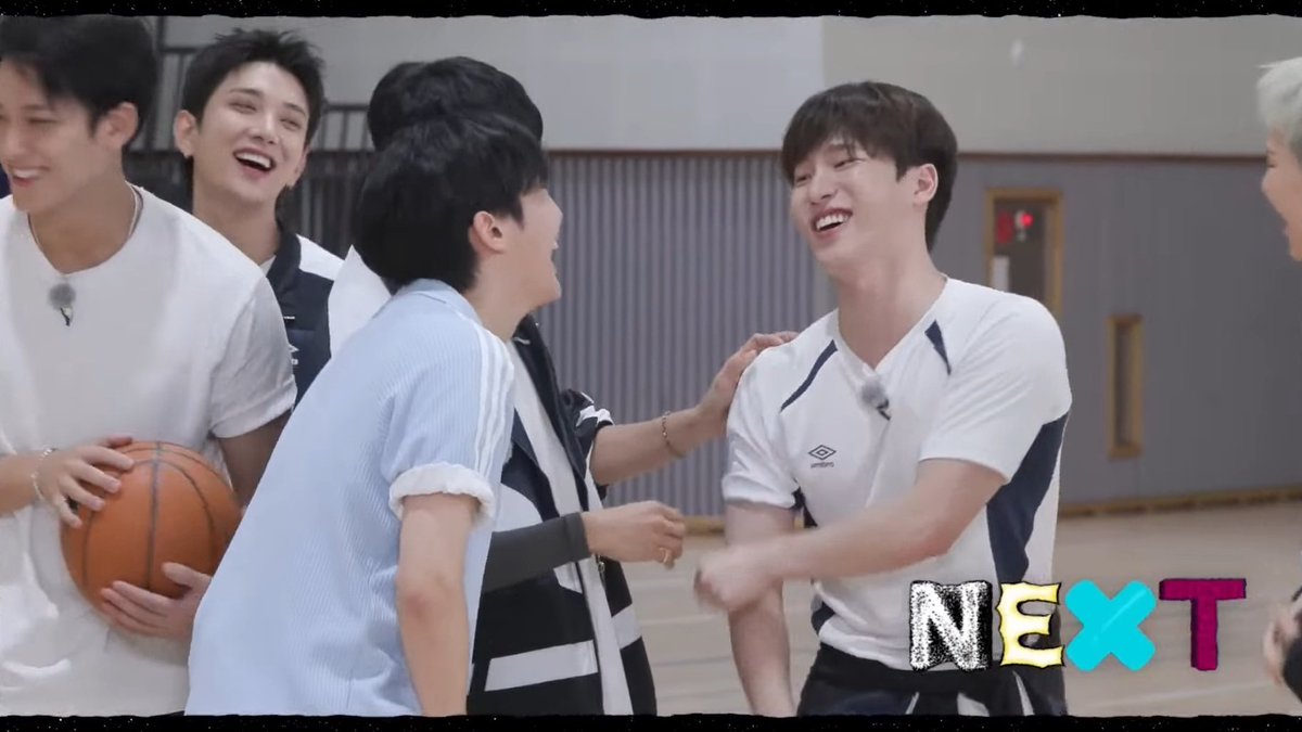 cine 🦦 tweet media