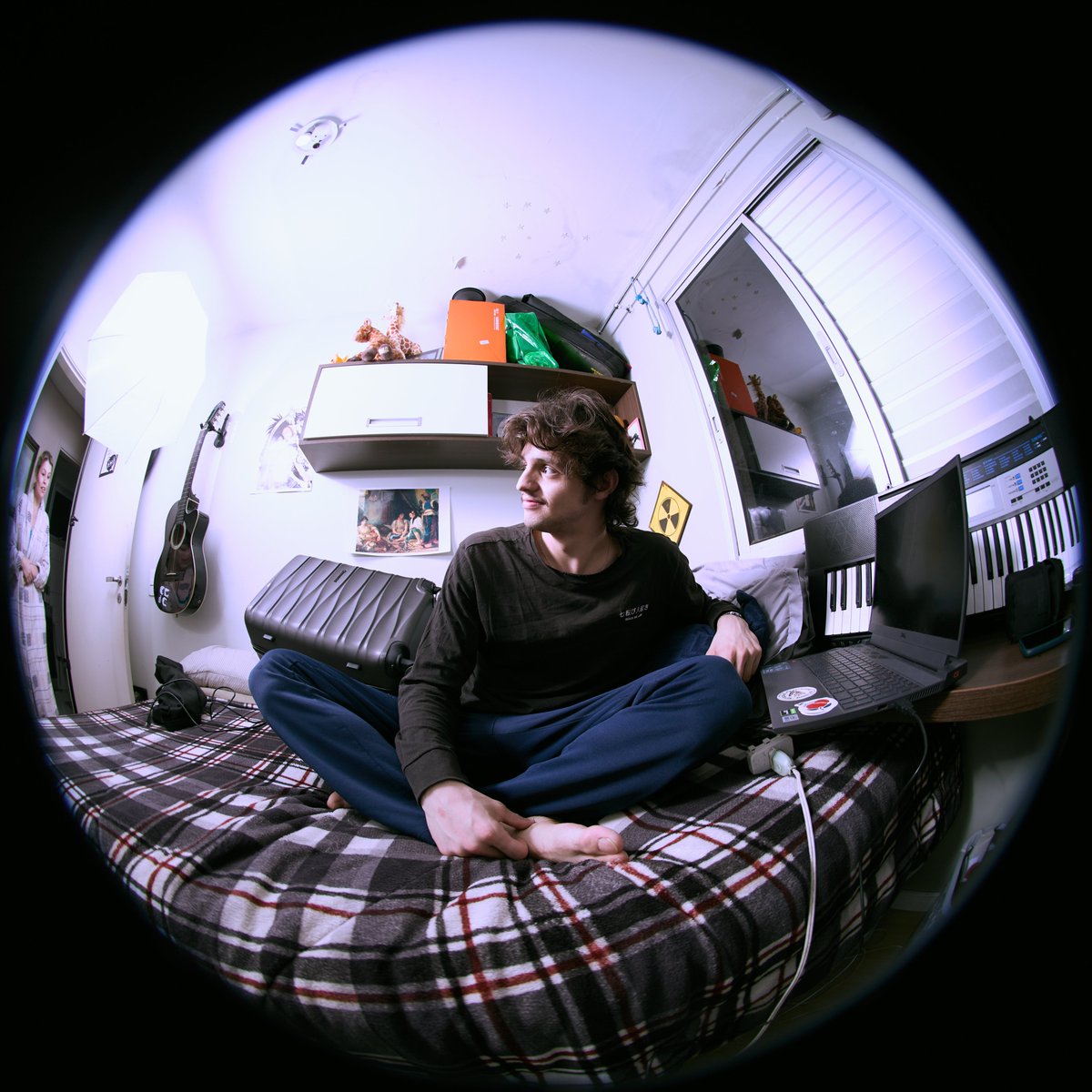 Íkaro, vírgula tweet media