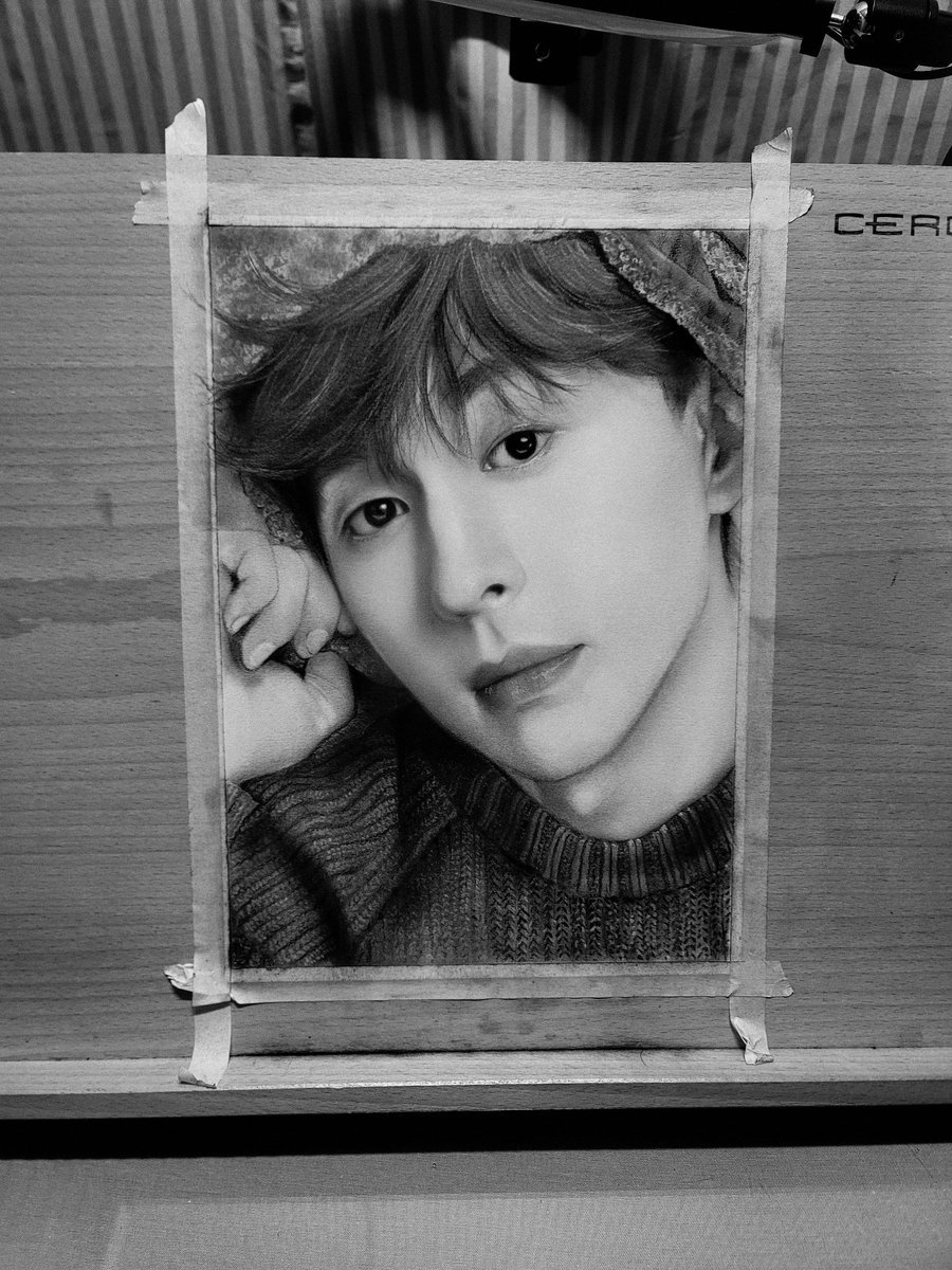 Which one is better?🤣
#邓伦 #등륜 #덩룬 #Allendeng #DengLun #那份 #鄧倫 #Denglun #ダンルン