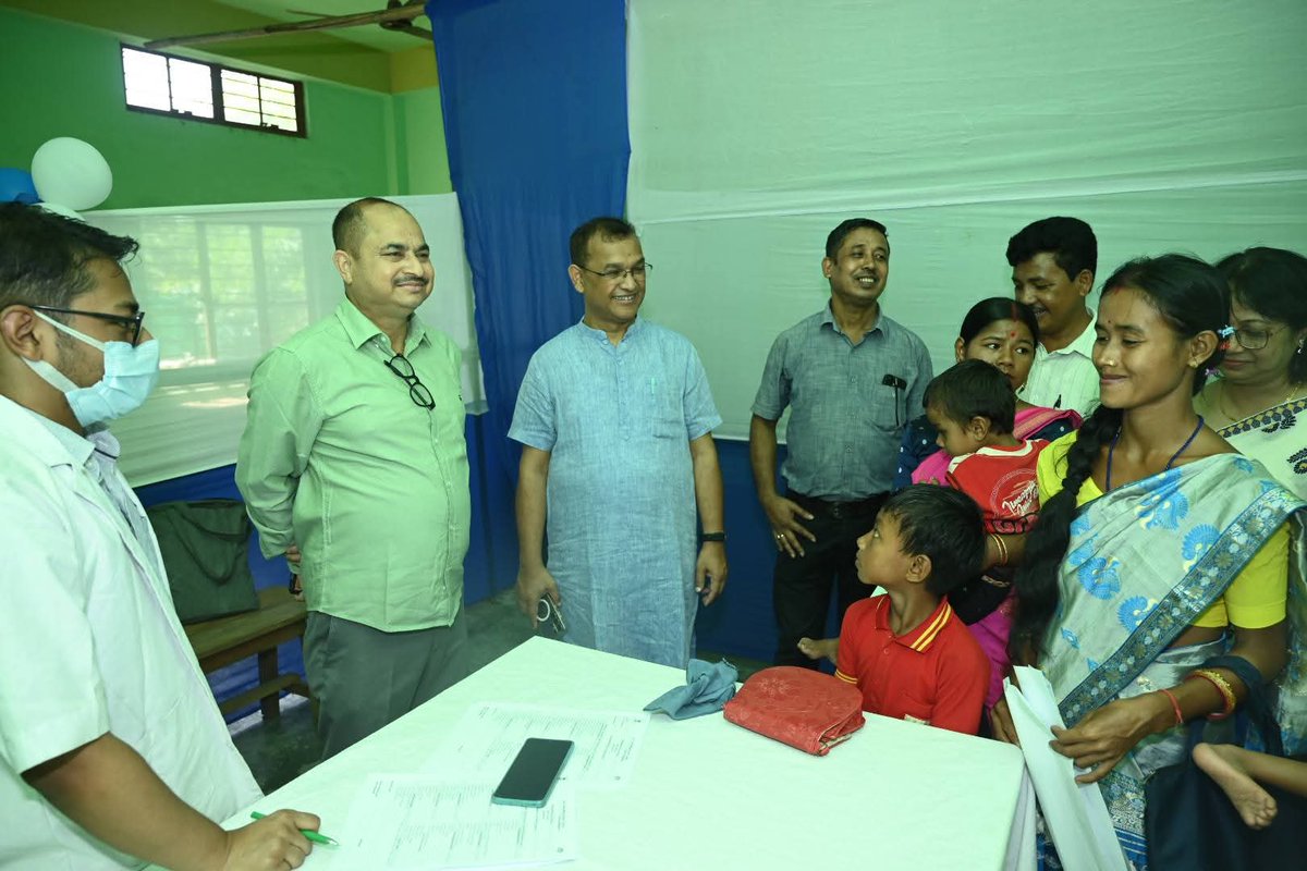 অসমৰ জনপ্ৰিয় কৰ্মদক্ষ মাননীয় মুখ্যমন্ত্ৰী ড°হিমন্ত বিশ্ব শৰ্মা ডাঙৰীয়াৰ বলিষ্ঠ নেতৃত্বধীন ৰাজ্য চৰকাৰখনে 'শুশ্ৰূষা সেতু, ২০২৫' - জৰিয়তে ৰাজ্যজুৰি বিধানসভা সমষ্টিভিত্তিত আয়োজিত মেগা স্বাস্থ্য শিবিৰৰ অংশস্বৰূপে আজি সৰুপথাৰ বিধানসভা সমষ্টিৰ অন্তৰ্গত সৰুপথাৰ স্থিত সৰুপথাৰ