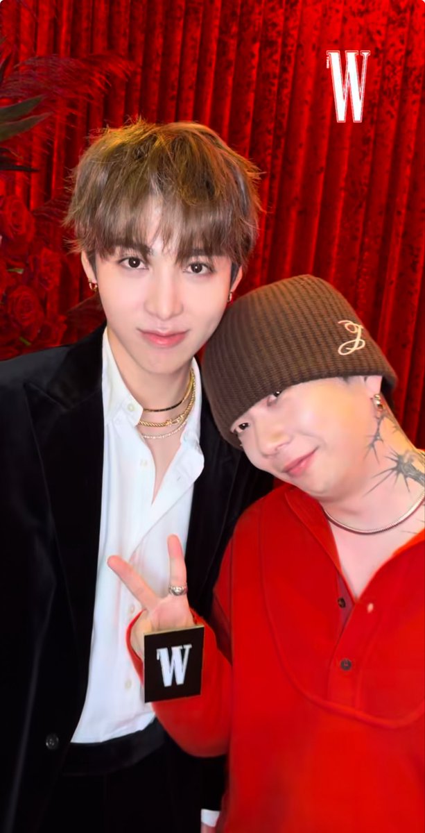 woojubihaeng's tweet image. OH MY GOD WONJAE AND WOOCHAN RECREATED THIS POSE😭😭THEY ARE SO ADORABLE