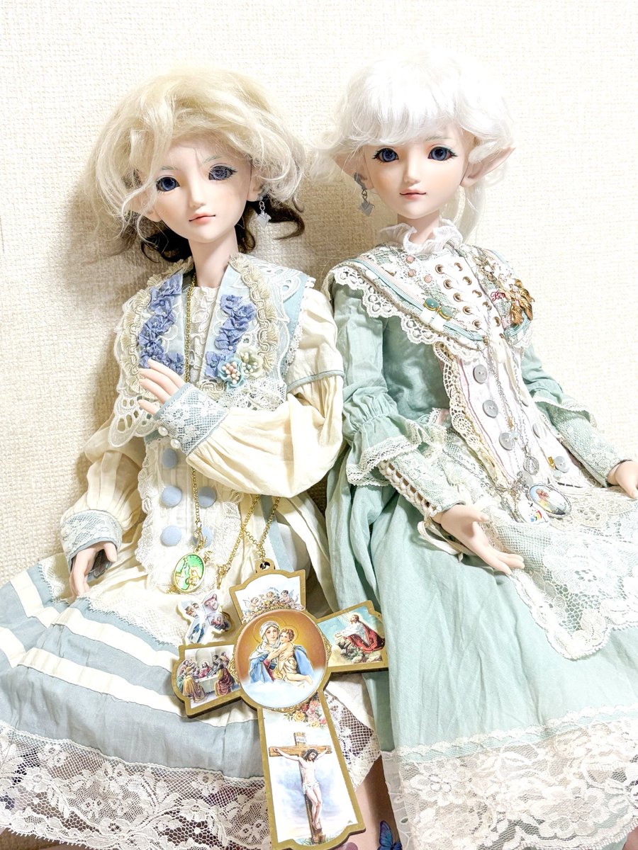 sddear1018's tweet photo. ☆一覧☆
固定用
【SD】
Alfonso(SDGrｳｨﾘｱﾑｽﾞ(きのこさんメイク)・17ｳｨﾘｱﾑｽﾞ)
Lucia(DearSDキラ)
Catarina(SDMトッピ)
Cecilia(SD13シンディ(Saifaさんメイク)
Ambrogio(SDMF-35)

【DD】
ヤ・シュトラ、アルフィノ、アリゼー

字数…

#スーパードルフィー #ドルフィードリーム #sd #dd https://t.co/xBoVLDnMOn