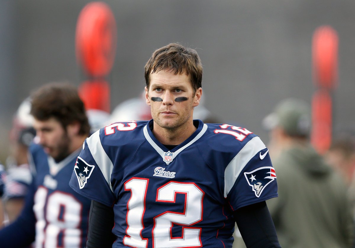 The current leaders in the AFC: 

Patriots 4-2
Steelers 4-1
Colts 5-1
Chargers 4-2

The 2025 season is a throwback! 