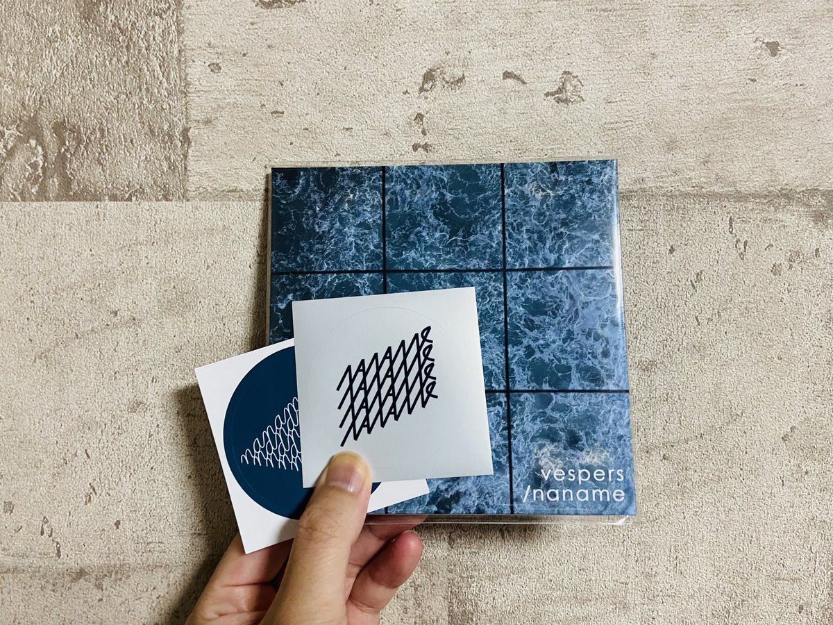 【再入荷】前回即完だった
名古屋発のインストバンド
新譜が早速再入荷しましたー！！

spotify
open.spotify.com/album/4nhHPGL6…

/naname / vespers
<a href="/naname_nagoya/">/naname</a> 
¥2,200 税込
👇
 holiday2014.thebase.in/items/120730219