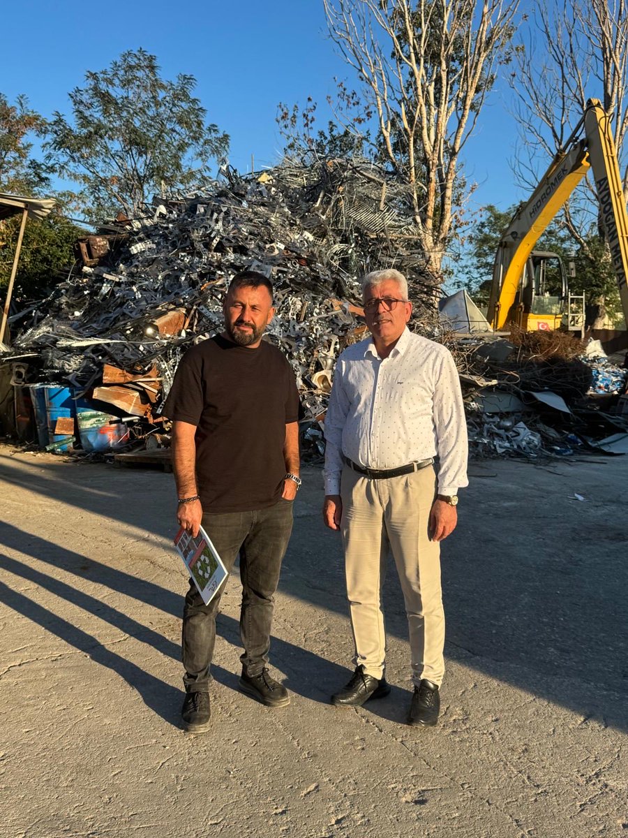 Üye ziyaretlerimize devam ediyoruz.Şanver Metal Tahsin Şanver, Aydoğanlar Metal Gürbüz Aydoğan ve Marmarapol Plastik Murat Yılmasını ziyarette bulunduk.<a href="/Ykslylmz34/">Yüksel yılmaz</a>