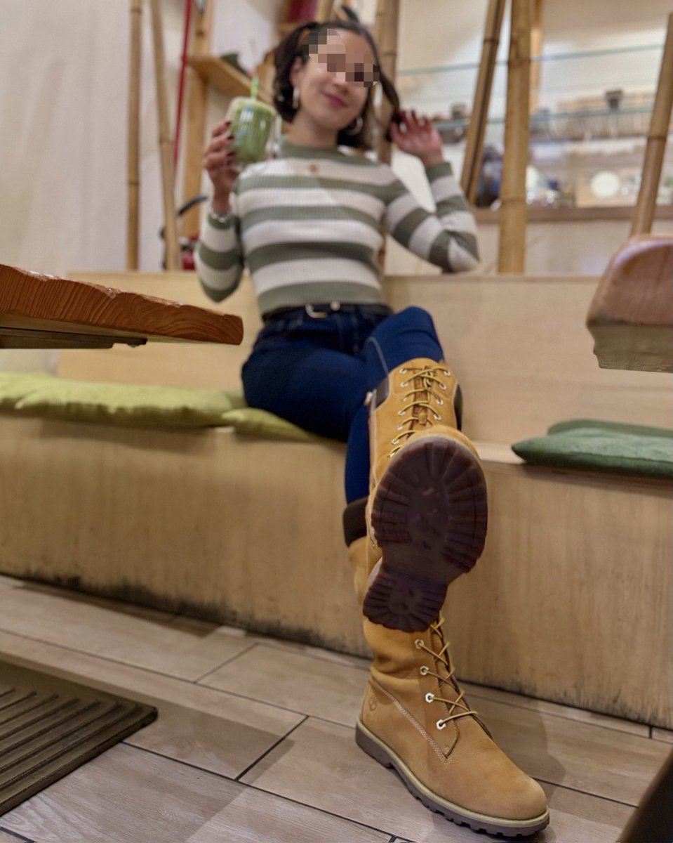 Miss Esse tweet media