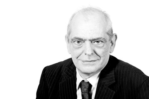 holgermelas's tweet photo. Danke für Dein Werk und unsere Freundschaft, lieber Herr Herzinger. Ich vermisse Dich sehr. 
Adieu.

https://t.co/oN6MwAjnfF https://t.co/xzDcGH3dFb