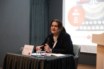 Kültür Sanat Etkinliği: Yazar Peren Birsaygılı Mut Konuşması