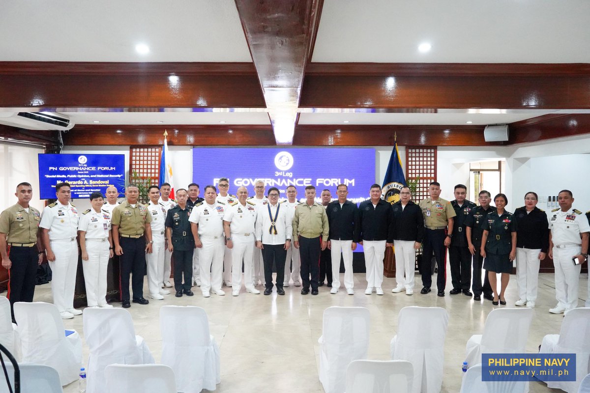 Philippine_Navy's tweet image. IN PHOTOS | PH Navy Conducts 3rd Leg of Governance Forum
👉🏽web.facebook.com/share/p/1H5CE9…
#ProtectingtheSeasSecuringOurFuture
#ModernandMultiCapablePHNavy
#OneAFPOnePhilippines
#StrongAFPStrongPhilippines