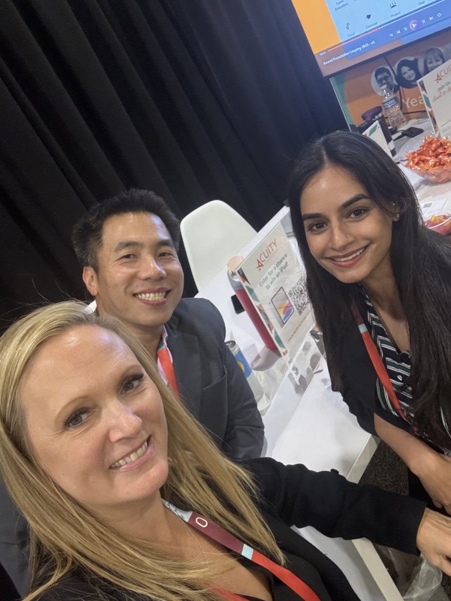 acuitycloud's tweet image. Our amazing sales team doing what they do best: telling everyone how amazing the Acuity family is. #oracleaiworld #OracleHCM #oracleERP