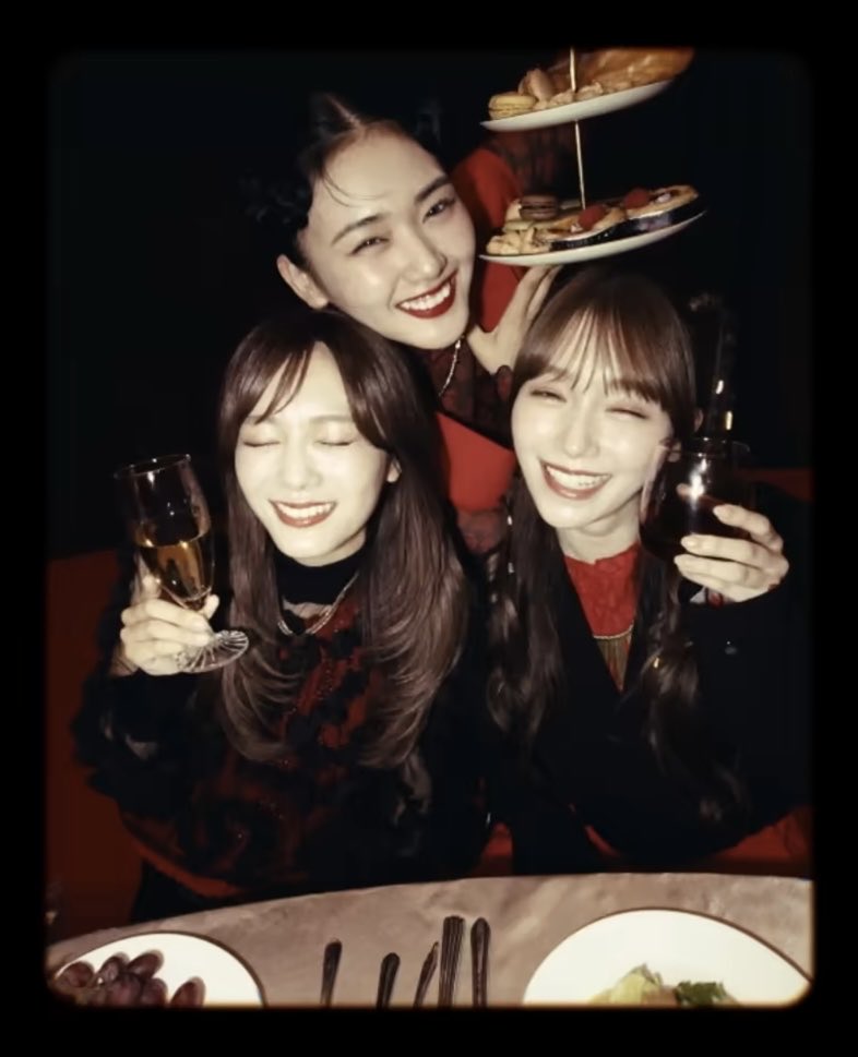 tenpomu's tweet image. unhappy birthday ❌
happy birthday ✔️

#山﨑天 #守屋麗奈 #田村保乃 
#櫻坂46_UnhappyBD構文 
#櫻坂46